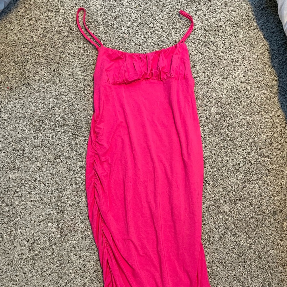 pink body con dress